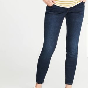 Old Navy Maternity Skinny Full Panel Jeans